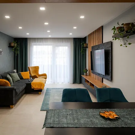 Dugonics Apartment *